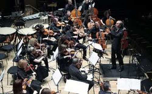 orchestra_ton_chromaton_stegi_grammaton_kai_technon
