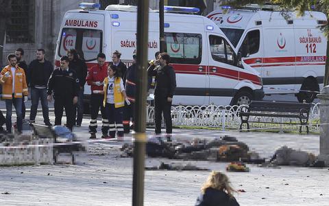 Νεκροί σε έκρηξη στην Κωνσταντινούπολη, φόβοι για τρομοκρατία