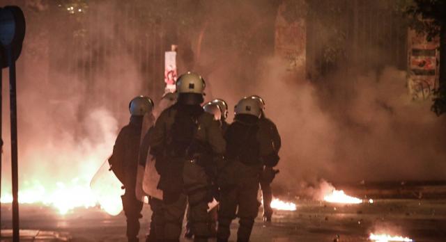 Συλλήψεις και προσαγωγές στα επεισόδια της εορτής του Πολυτεχνείου…