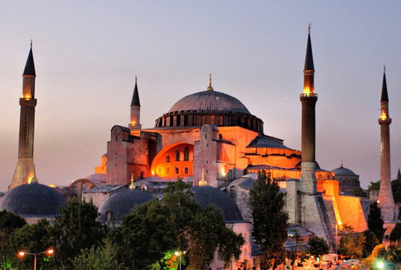 Hagia sophia at dusk 2e16d0ba fill 565x380 c100