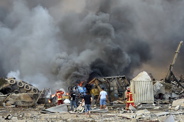 Large explosion in harbor area rocks lebanon