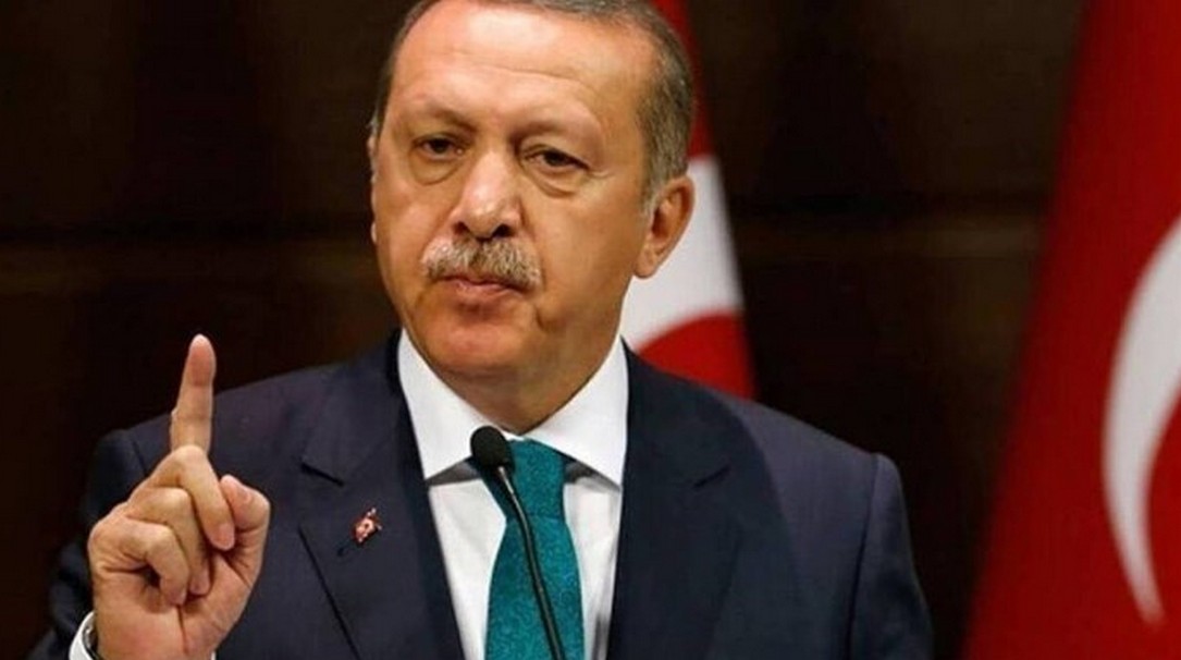 Erntogan kata elladas diavaste tin pr