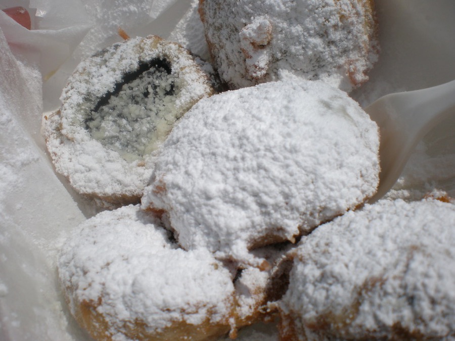 Κουραμπιέδες