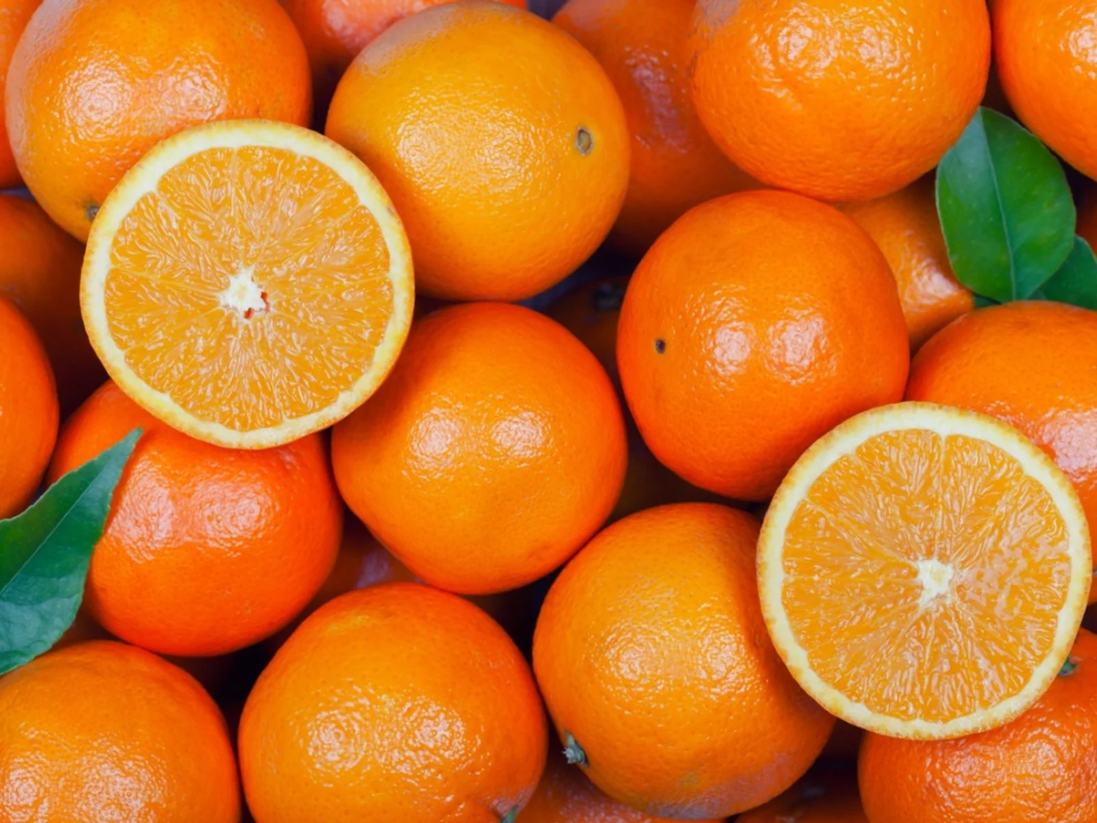 Orange fruits