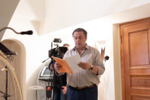 ΠΑΓΙΔΕΥΜΕΝΟΙ backstage (6)