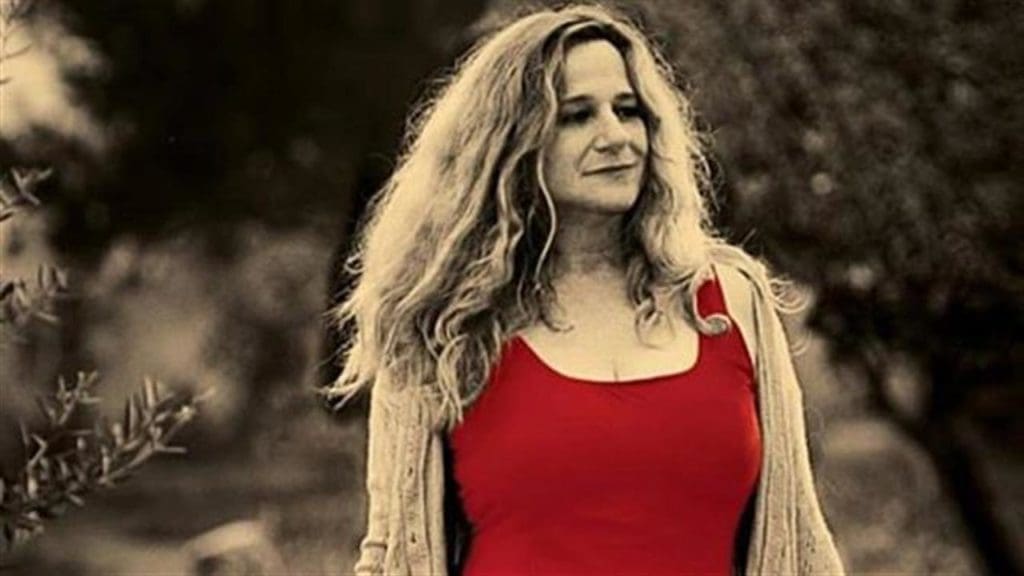 1189331 reboutsika nea smyrni 680