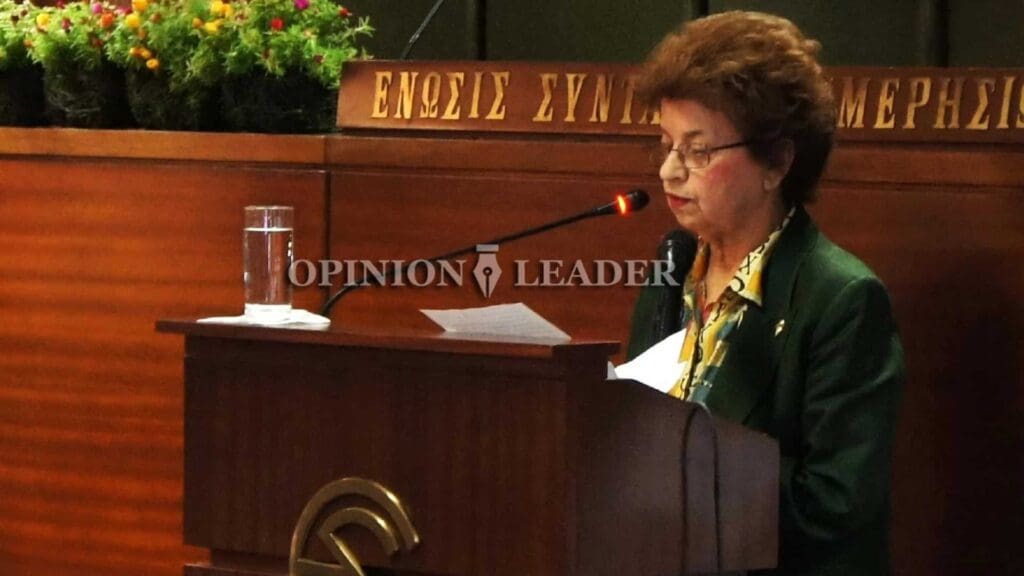 Fanh petralia pethane dhmosiografos eshea