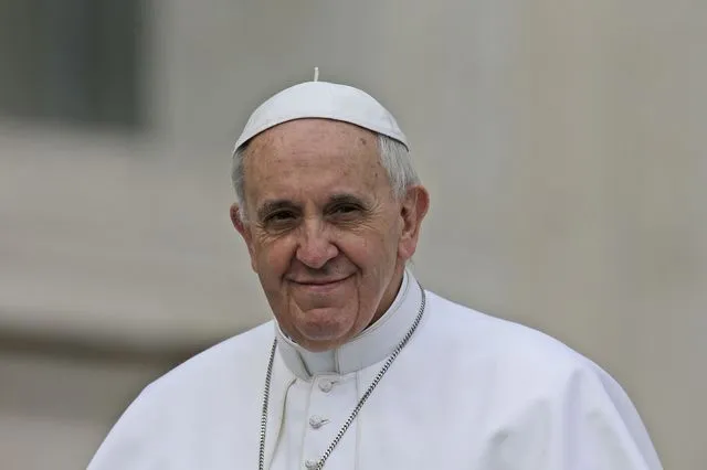 Pope francis 4 640x426