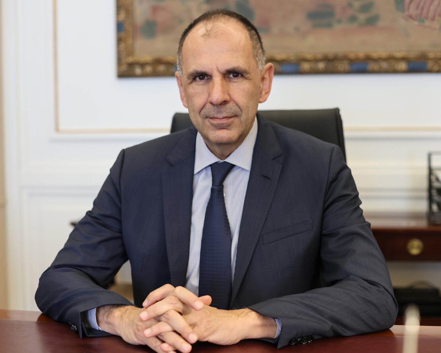 Minister new page 1536x1229