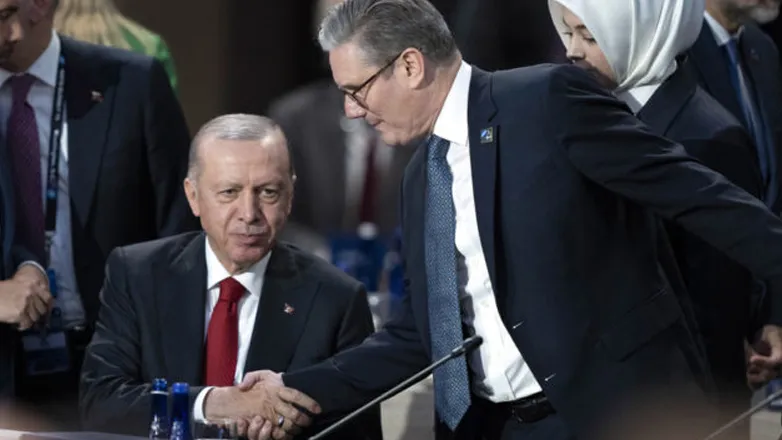 Erntogan7607860786 thumb