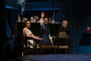 ΤΡΕΙΣ ΑΔΕΛΦΕΣ ΜΑΡΙΑ ΤΟΥΛΤΣΑ