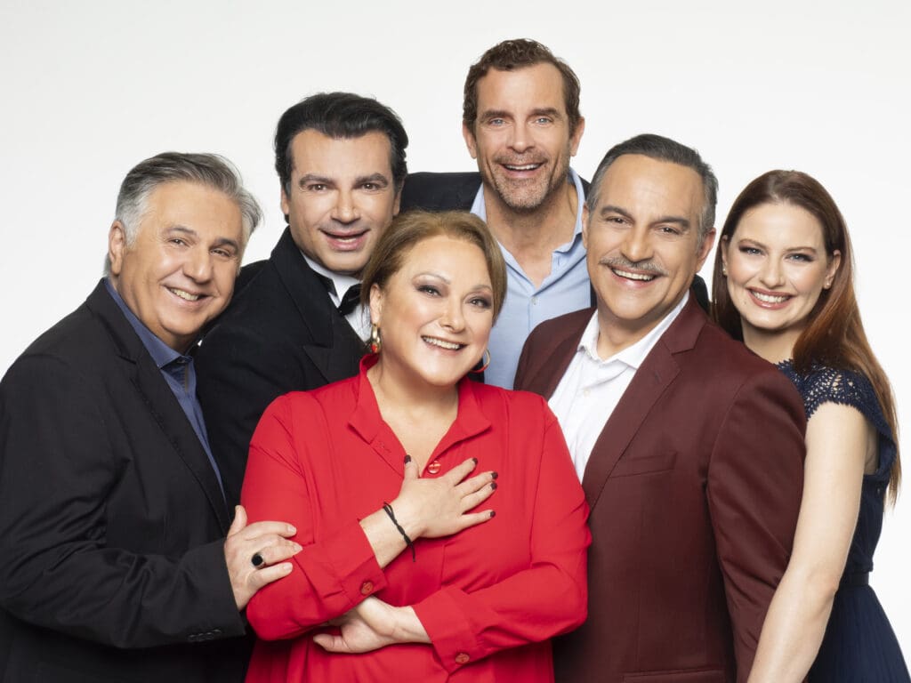 ΓΙΑ ΟΝΟΜΑ ΟΜΑΔΙΚΗ ΦΩΤΟ + ΜΑΡΚΟΥΛΑΚΗΣ