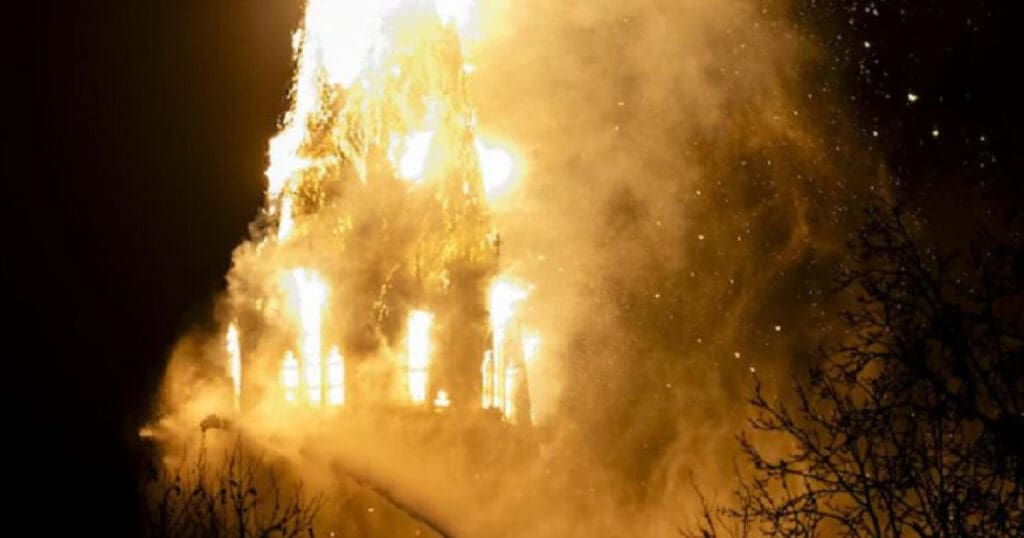 Ollandia ekklisia fire