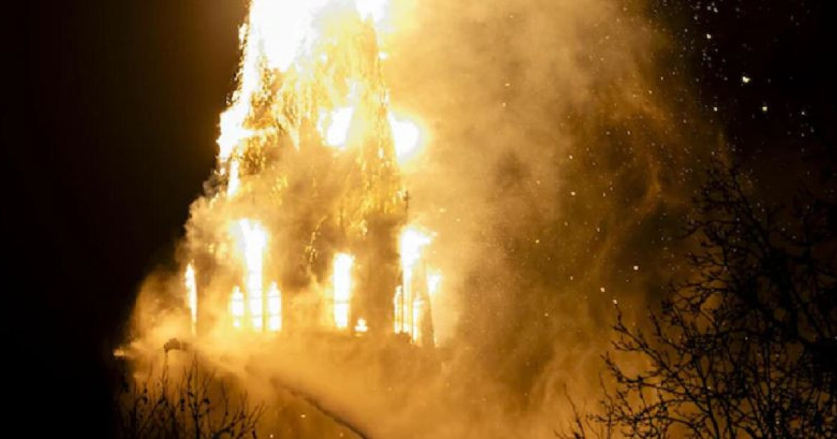 Ollandia ekklisia fire