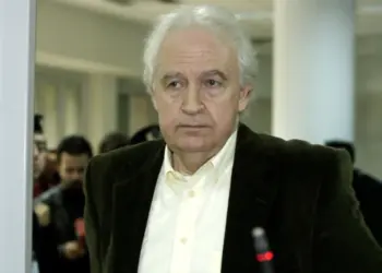 Maketa aleksandros giwtopoylos
